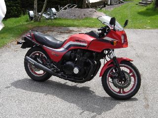 Kawasaki G P Z 1100 Z X